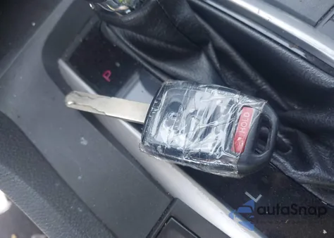 2016 Honda Civic Lx z USA, uszkodzony, nr VIN 2HGFC2F51GH570547